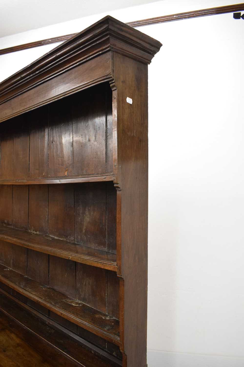 George III oak dresser and rack - Image 8 of 28