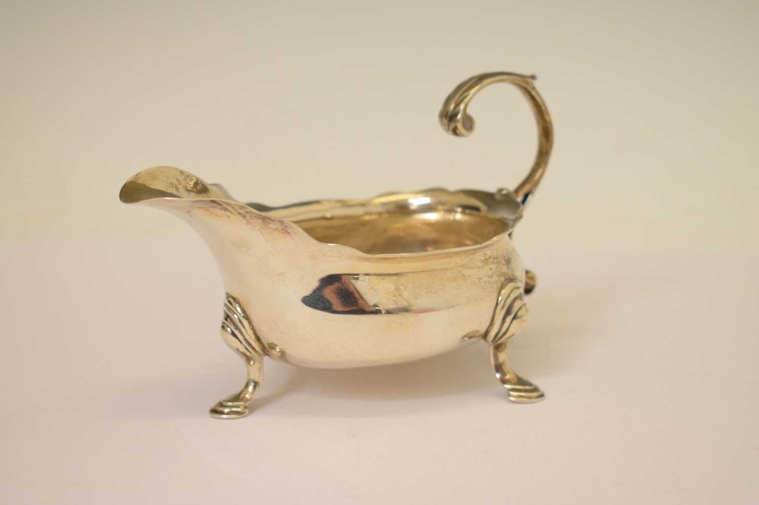 George II silver sauceboat - Image 5 of 7
