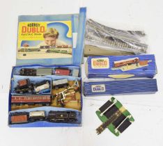 Hornby Dublo - Boxed train set and accessories