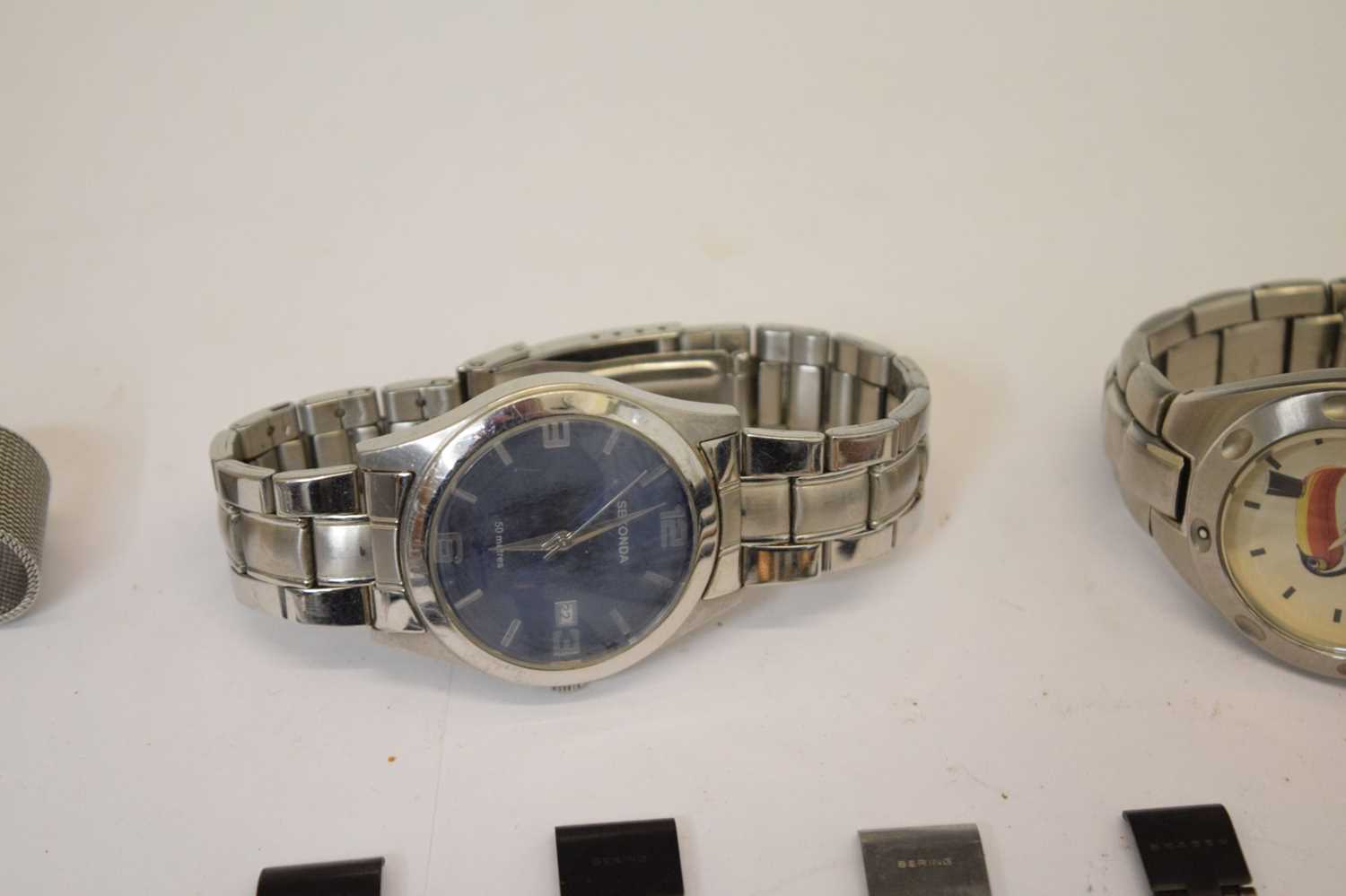 Group of fifteen fashion watches to include; Skagen, Bering, Fossil, etc - Image 7 of 8