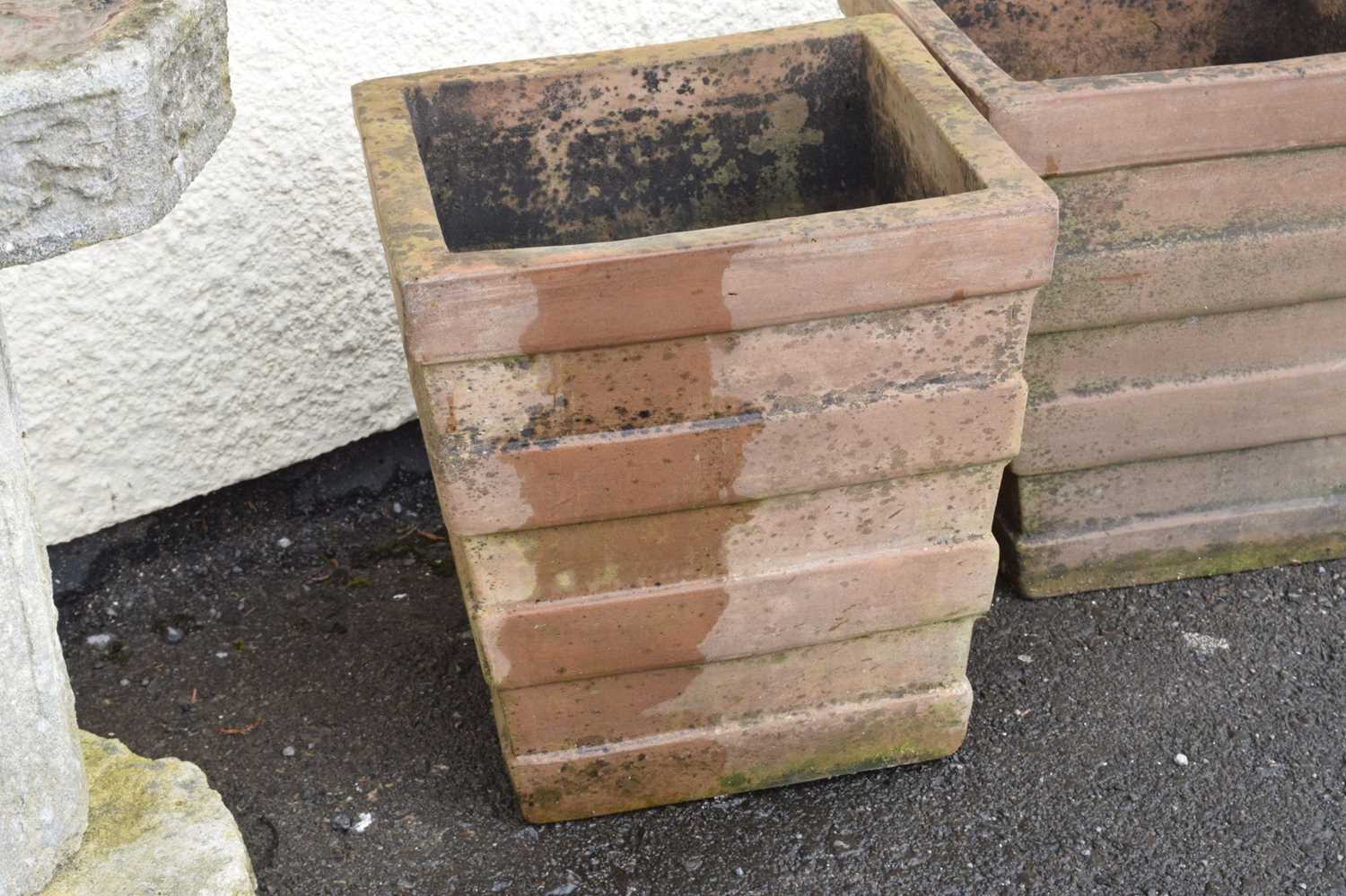 Pair of terracotta garden planters of square tapered form - Image 4 of 5