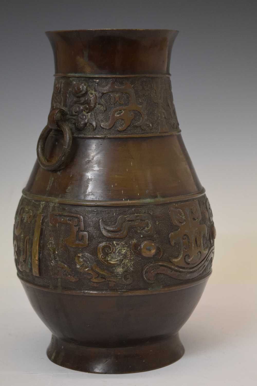 Chinese bronze Archaistic style vase - Image 6 of 11