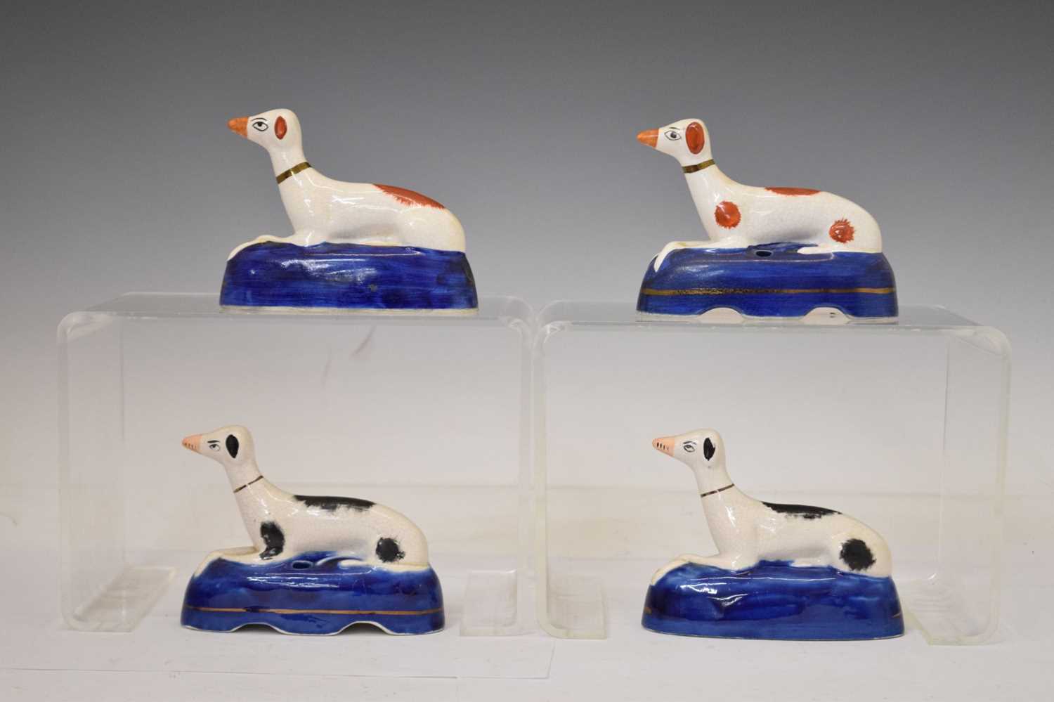 Group of assorted Staffordshire and Staffordshire-style dogs - Image 4 of 13