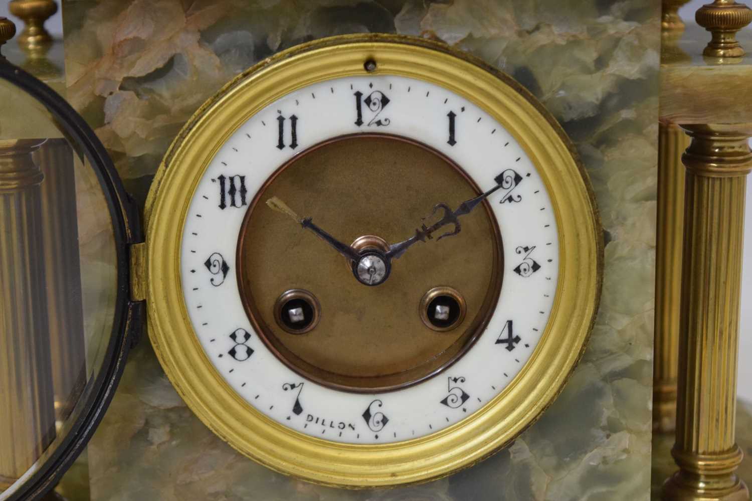 Late 19th century French green onyx architectural mantel clock - Bild 3 aus 8