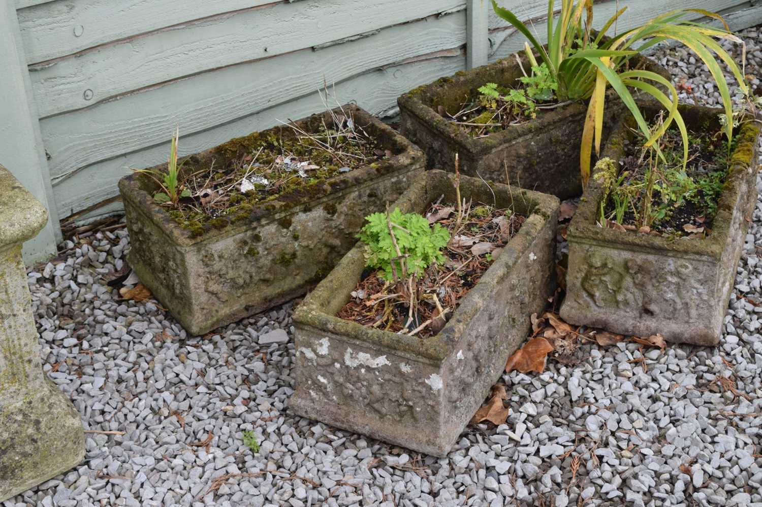 Set of four small rectangular garden planters - Image 3 of 6