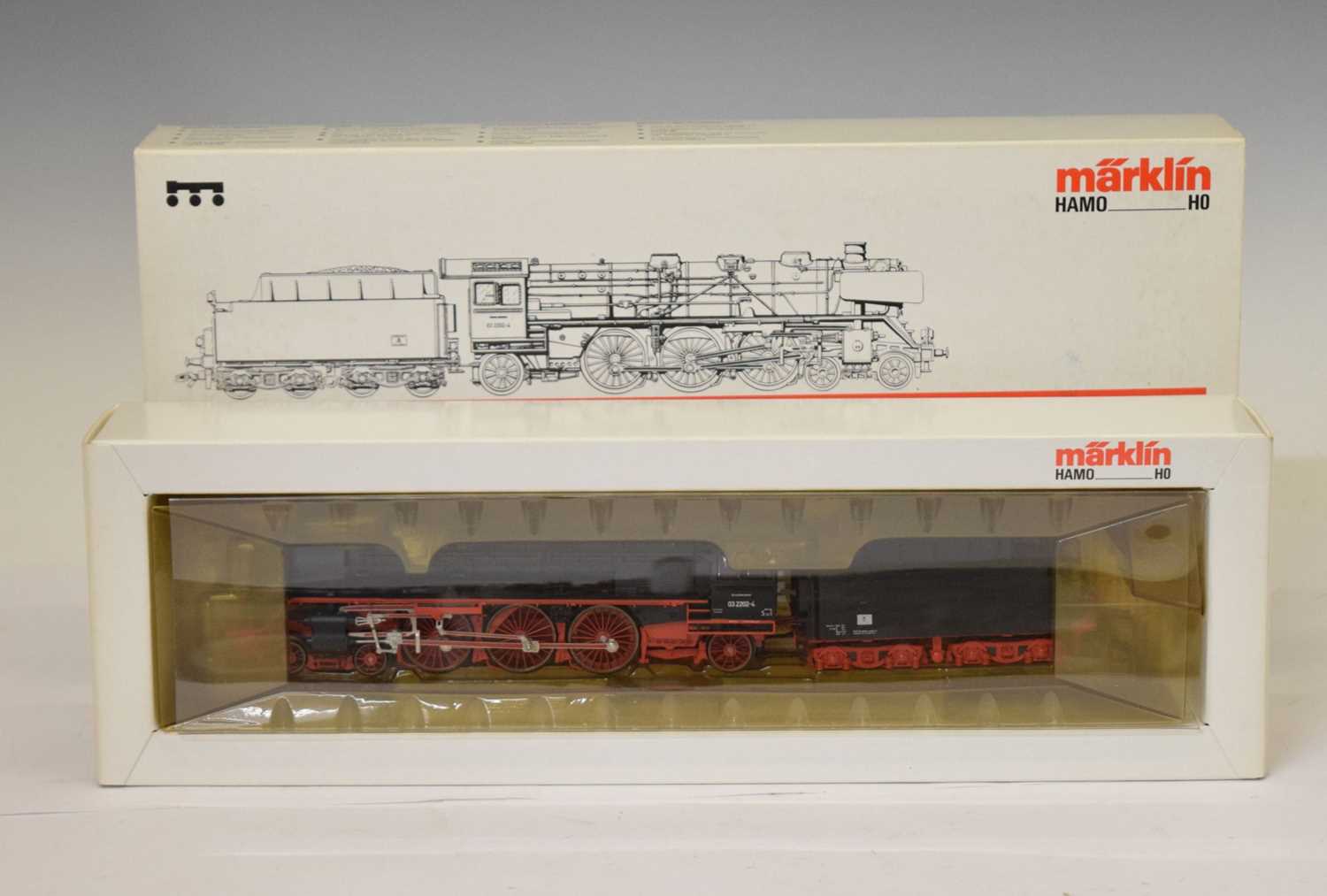 Märklin - Boxed H0/00 gauge BR 03 railway trainset locomotive and tender