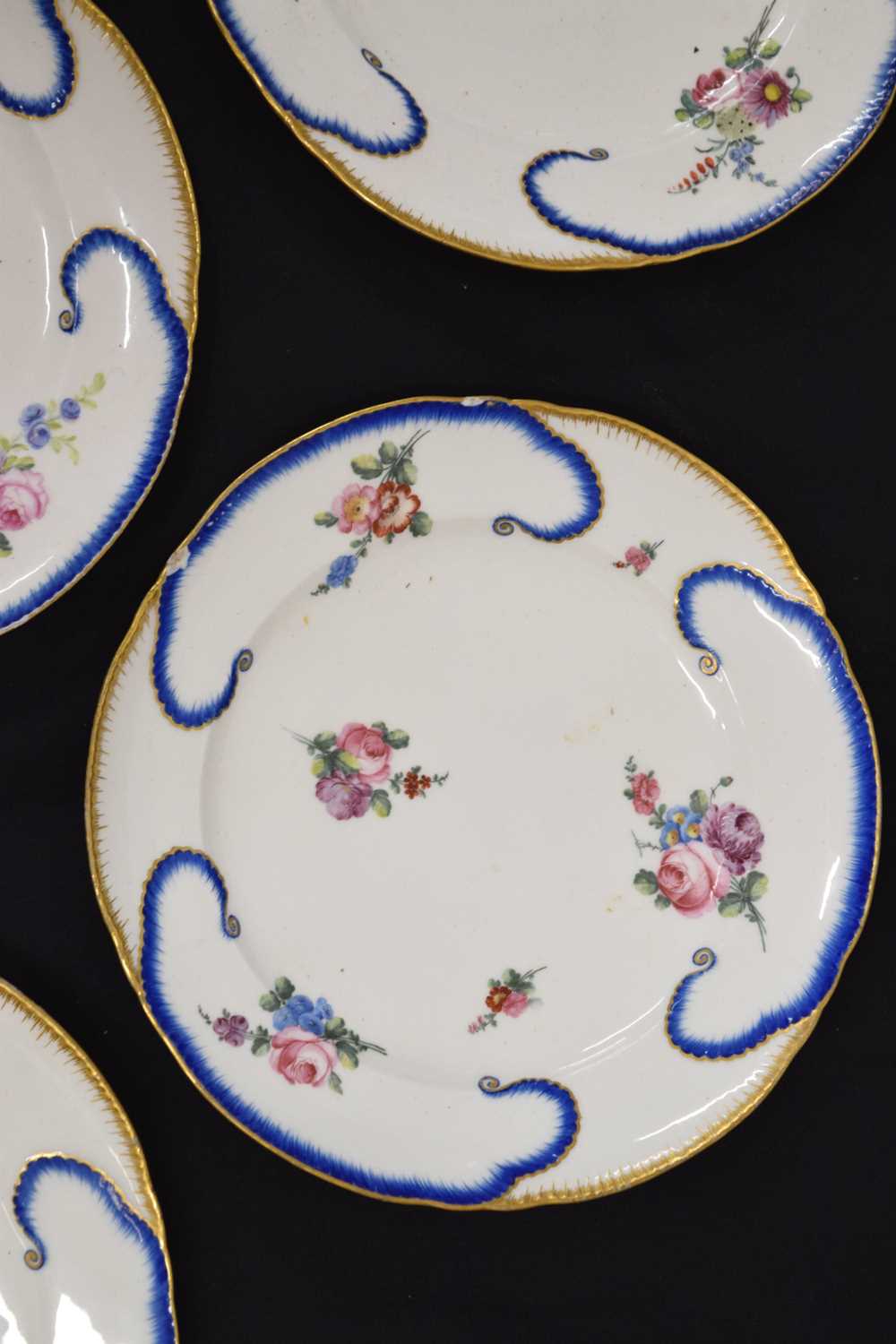 Set of Continental porcelain plates - Image 4 of 13