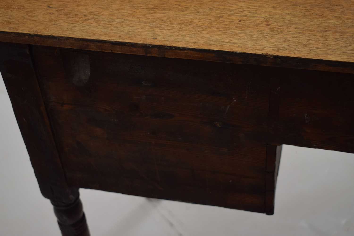 Early 19th century mahogany writing table - Image 4 of 8