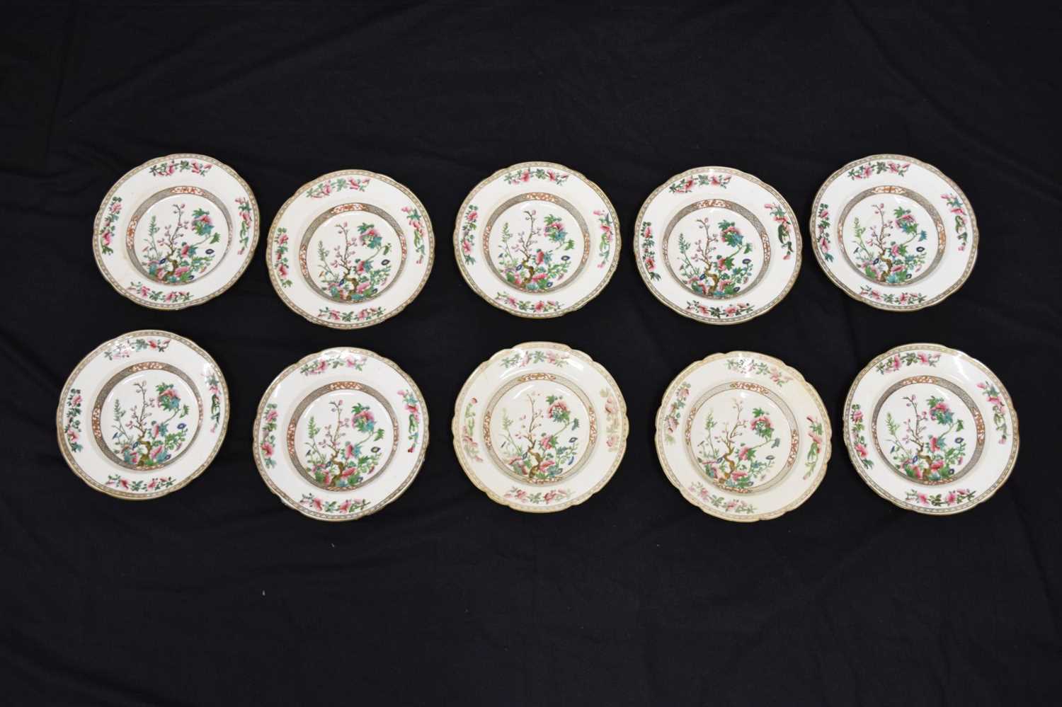 Late 19th century 'India Tree' part dinner service - Image 8 of 16