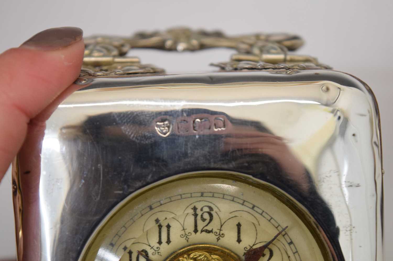 Goliath pocket watch with desk stand, and a desk clock - Bild 3 aus 9