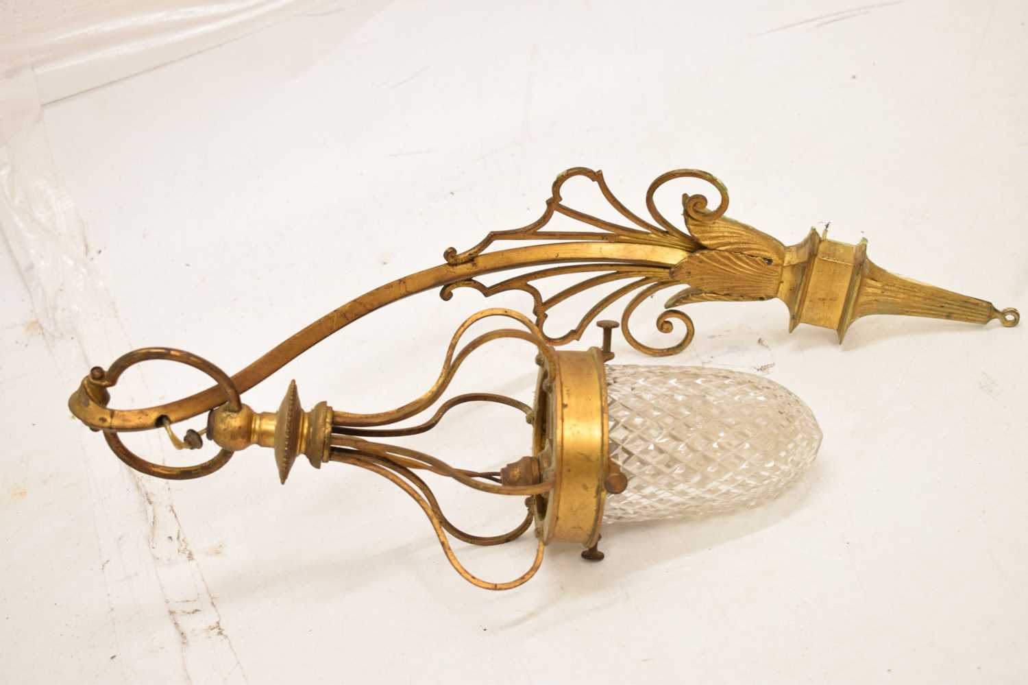 Pair of gilt metal and glass wall lights - Image 2 of 7