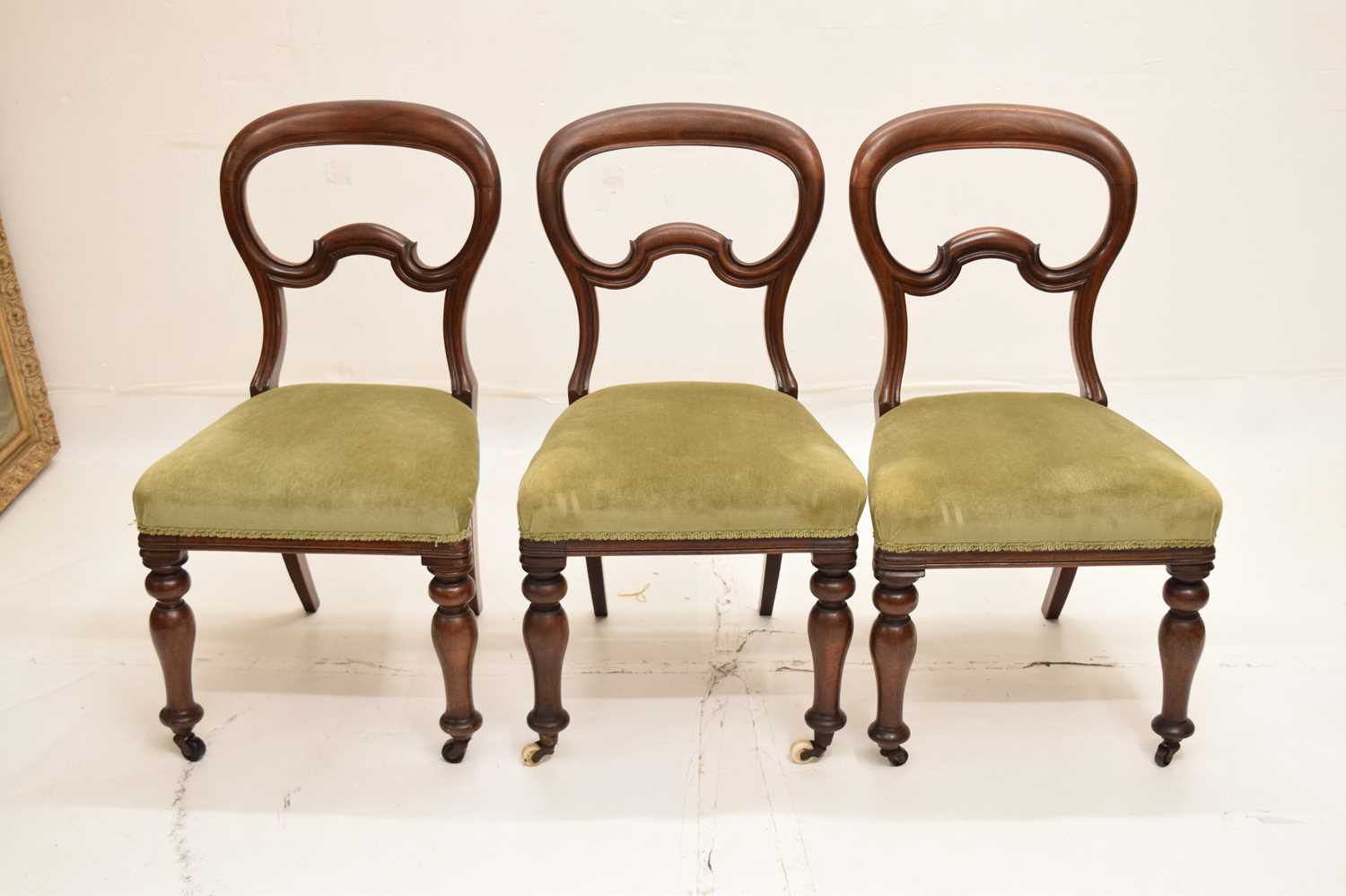 Set of six Victorian mahogany balloon back dining chairs - Image 9 of 17