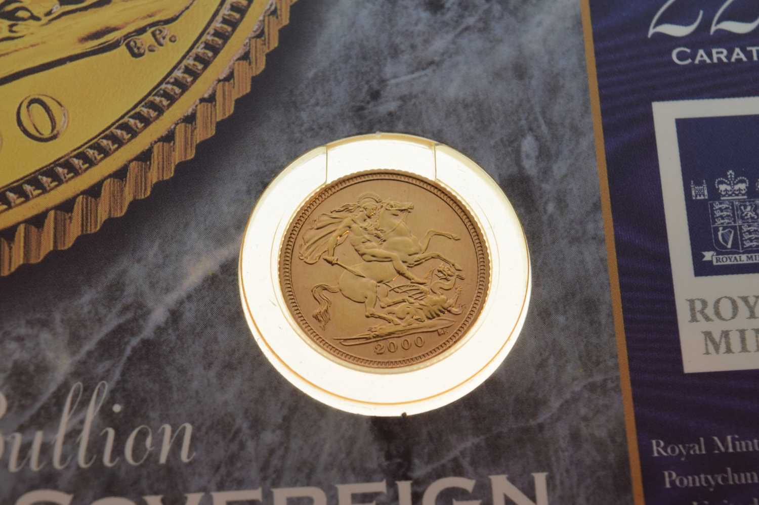 Royal Mint Elizabeth II 2000 gold half sovereign in presentation pack - Image 3 of 5
