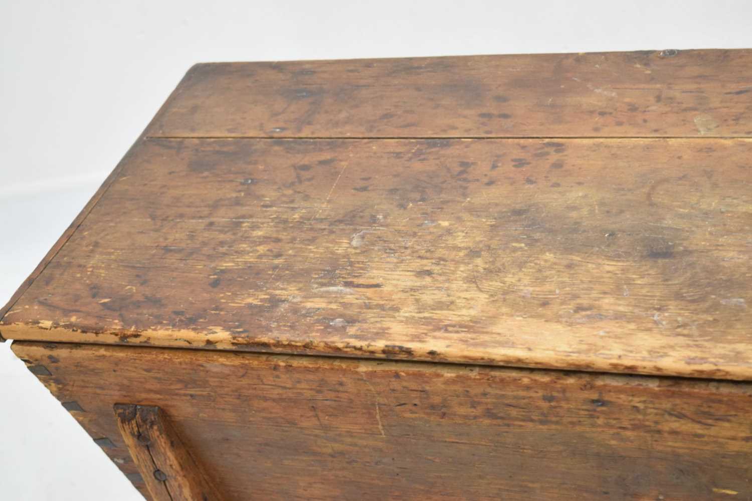 19th century dough bin - Image 4 of 11