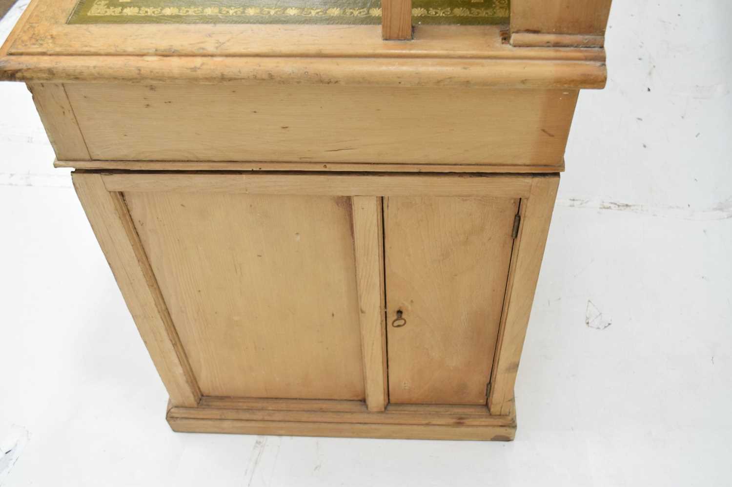 19th century pine shop counter twin pedestal desk - Image 11 of 17