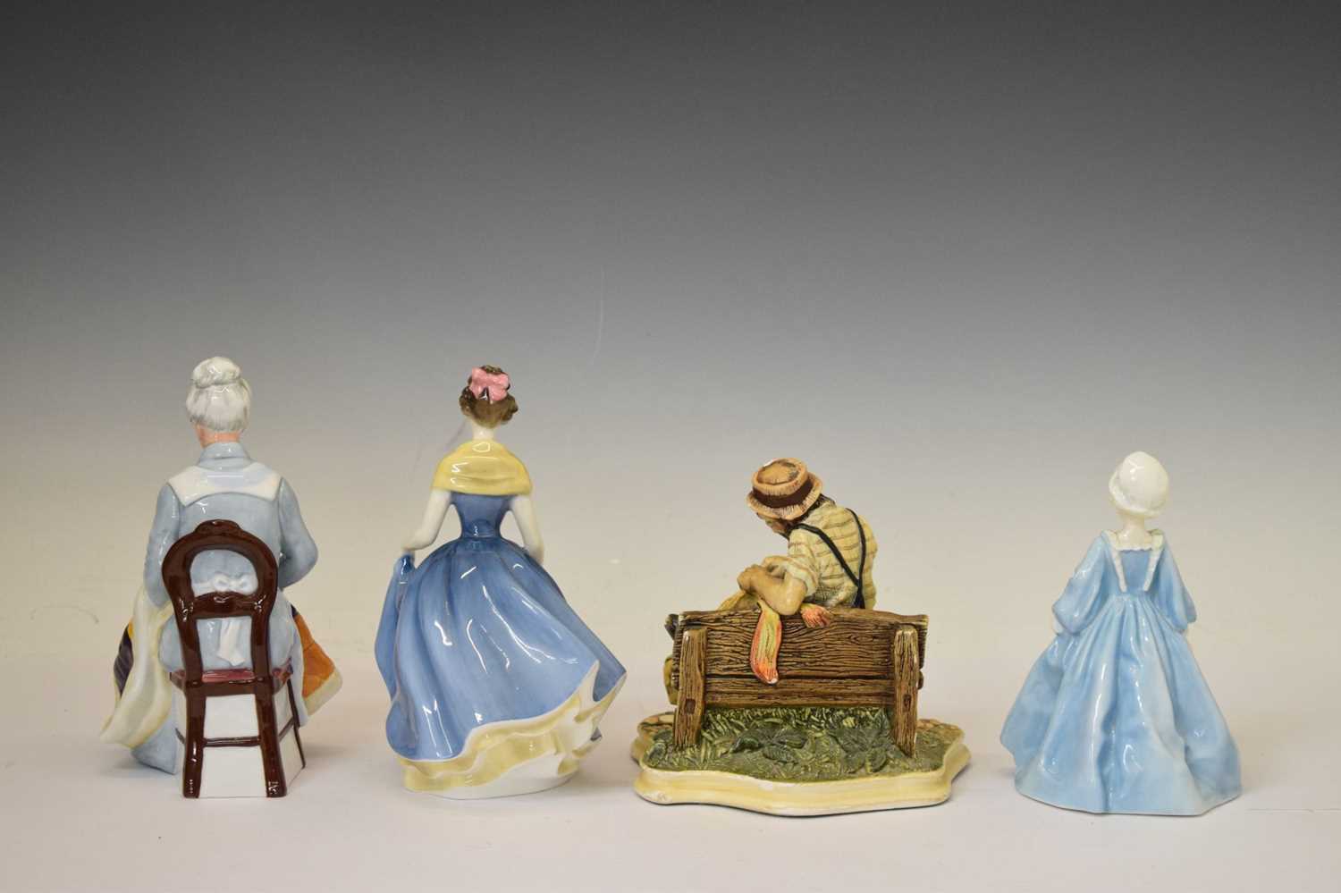Collection of porcelain figures - Image 8 of 17
