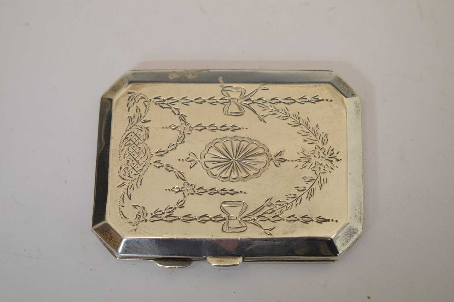 Four silver cigarette cases - Bild 10 aus 17