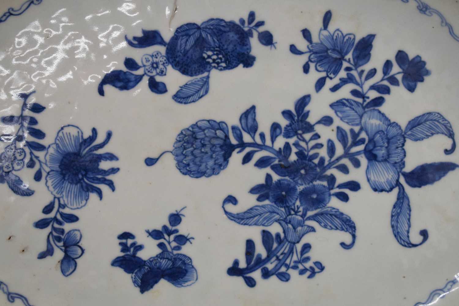Chinese export porcelain blue and white oval dish - Image 7 of 16