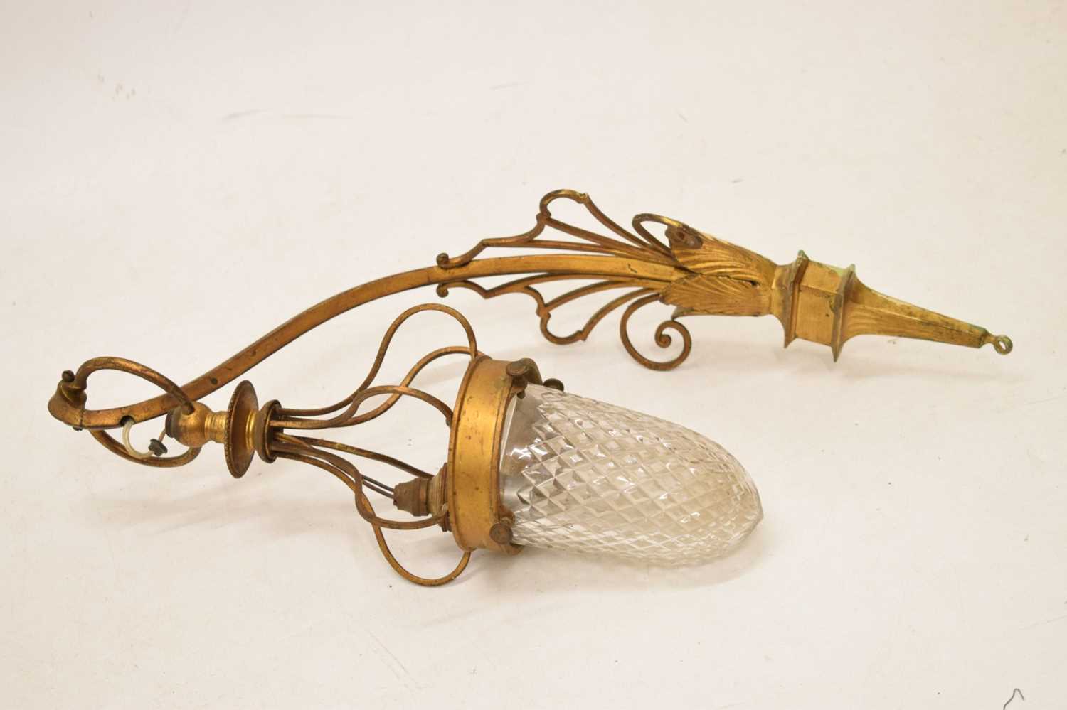 Pair of gilt metal and glass wall lights - Image 5 of 7