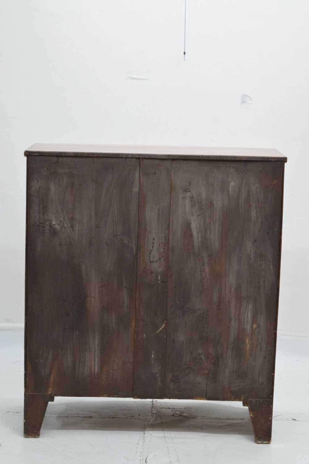 Early 19th century mahogany bowfront chest of drawers - Image 5 of 9