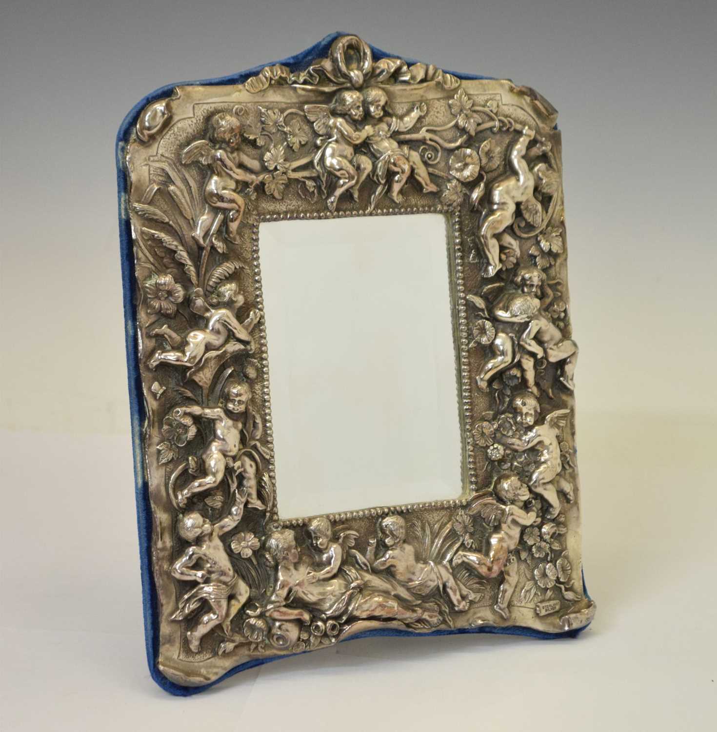 Modern white-metal mounted easel mirror