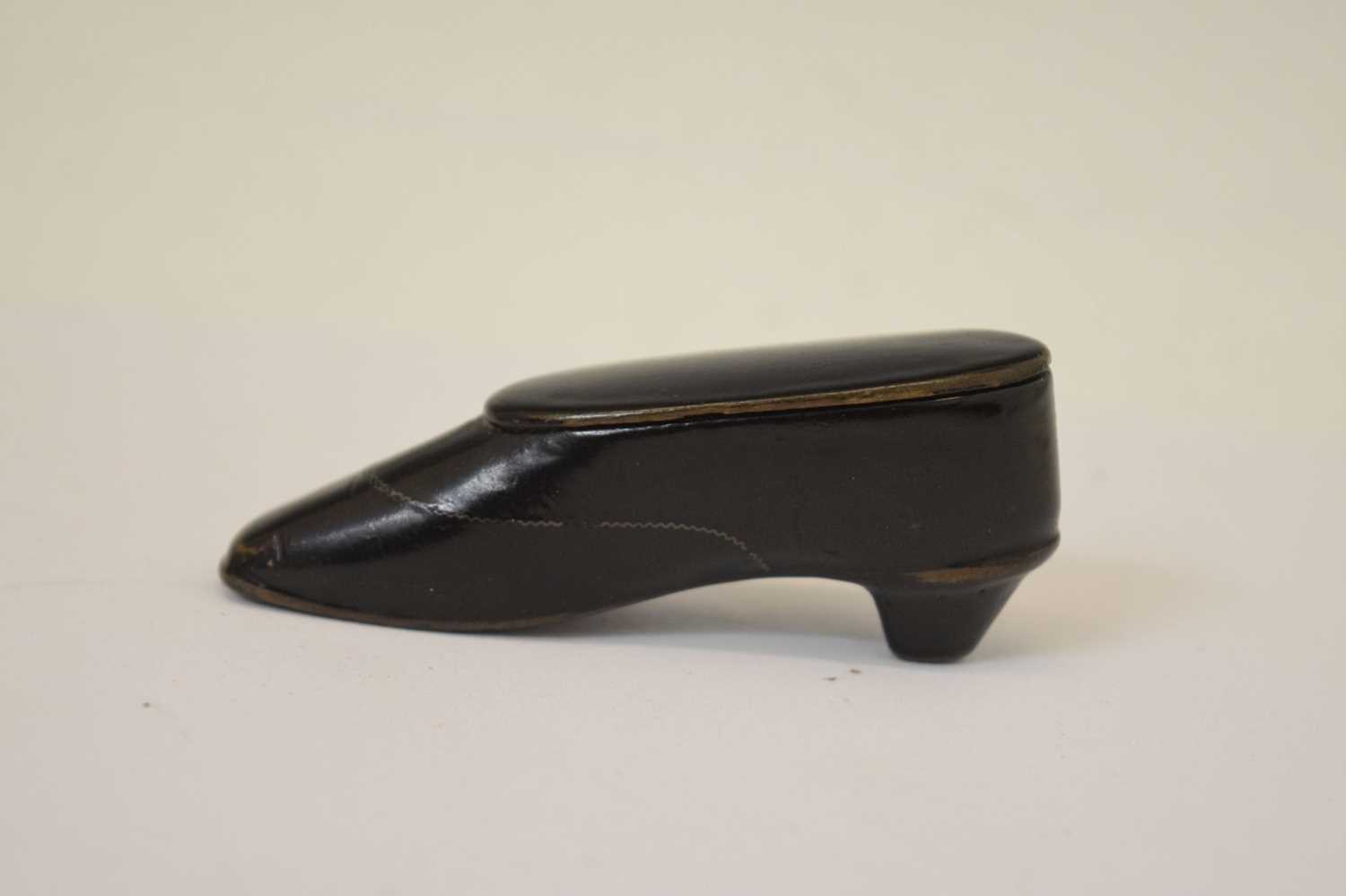 Pair of 19th century silver plated shoe-form snuff boxes - Image 2 of 16