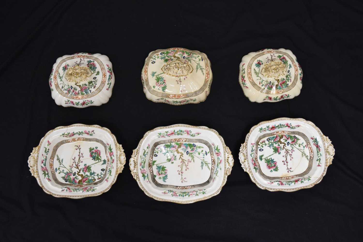 Late 19th century 'India Tree' part dinner service - Image 12 of 16