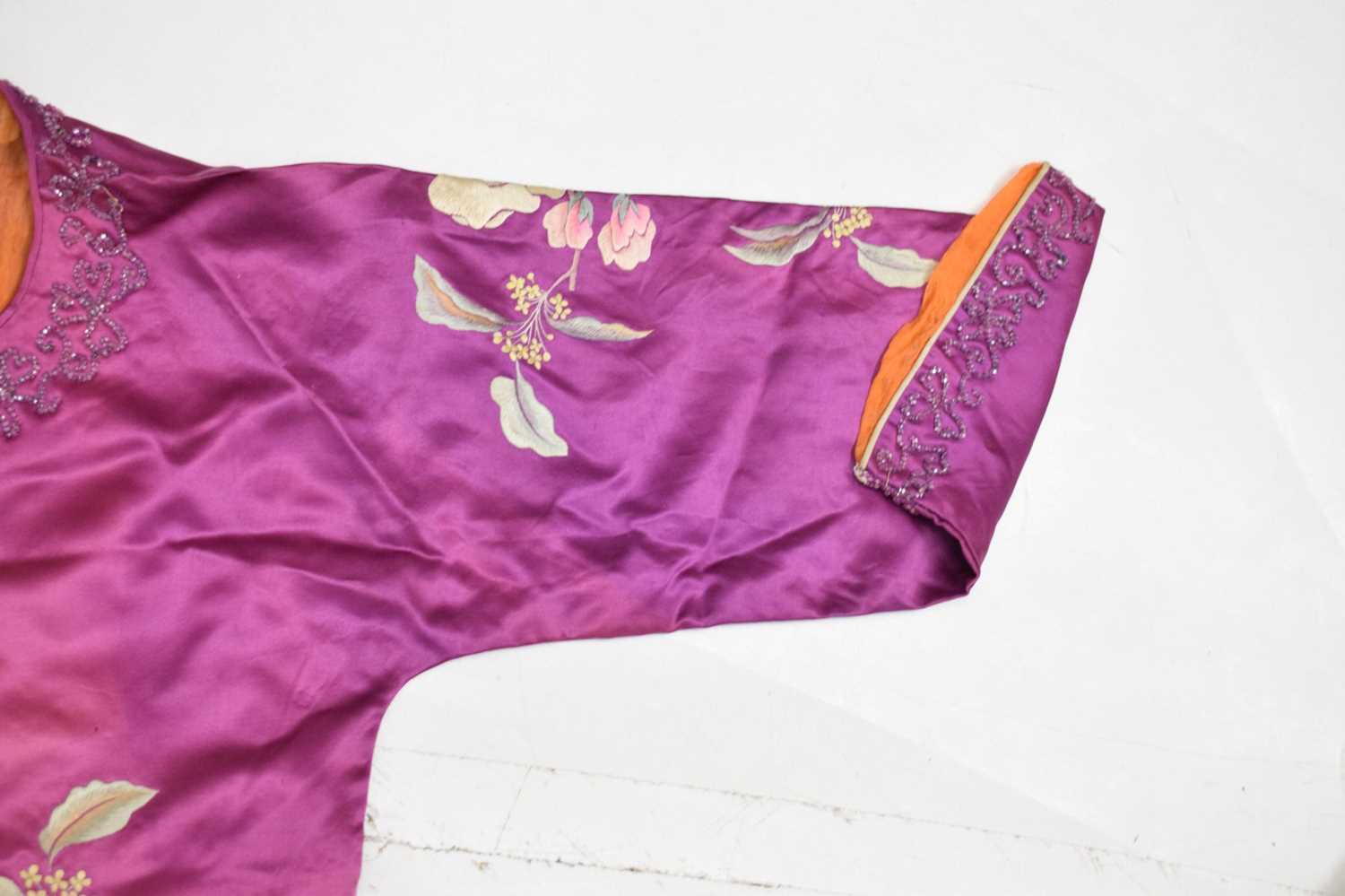 Lady's Chinese embroidered purple silk jacket and trousers, circa 1900 - Image 5 of 18