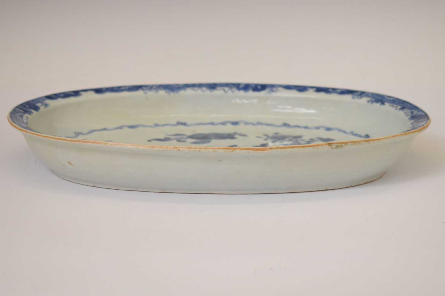 Chinese export porcelain blue and white oval dish - Image 11 of 16