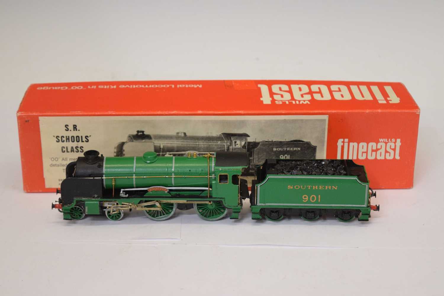 Wills Finecast - Boxed 00 gauge Southern Rail 'Winchester' locomotive and tender - Image 2 of 7