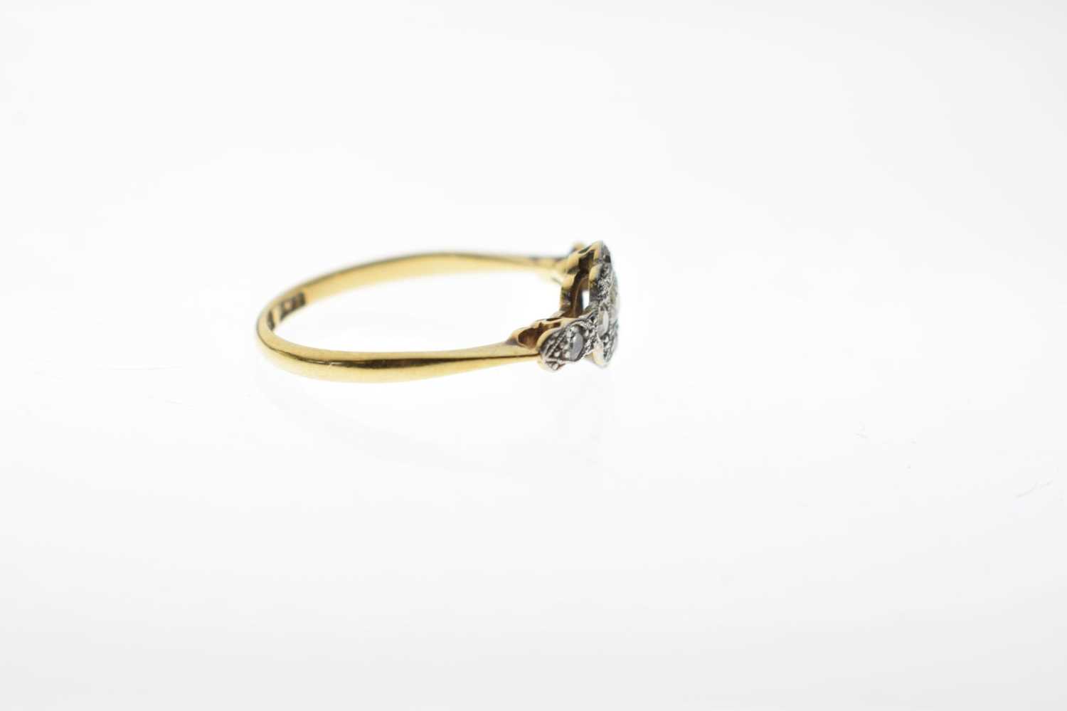 Yellow metal (18ct), platinum and diamond cluster ring - Bild 4 aus 6