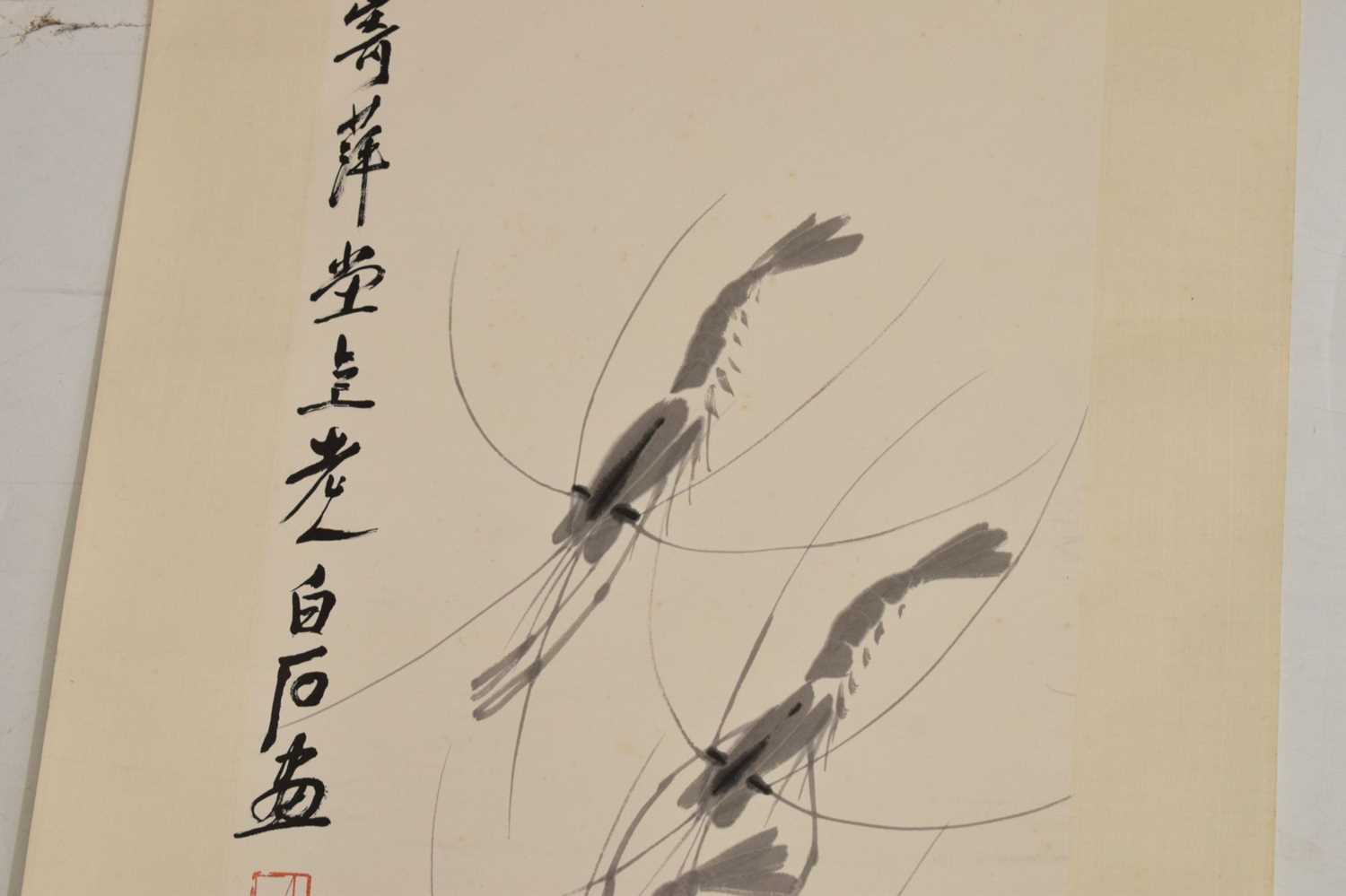 Manner of Qi Baishi (1864 - 1957) - Chinese watercolour scroll, nine shrimps or crayfish - Image 7 of 18