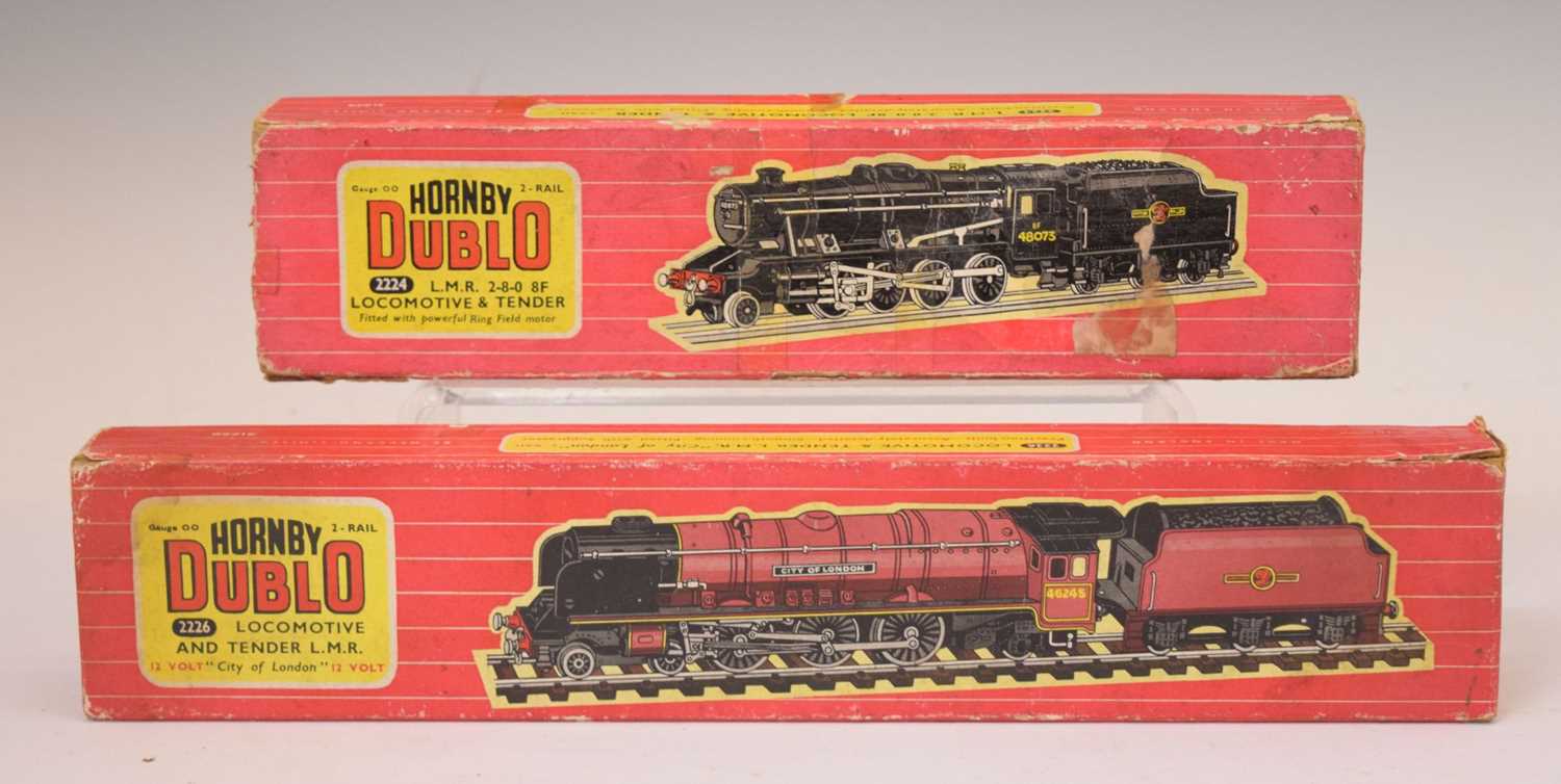 Hornby Dublo - Two boxed 00 gauge railway trainset locomotives and tenders