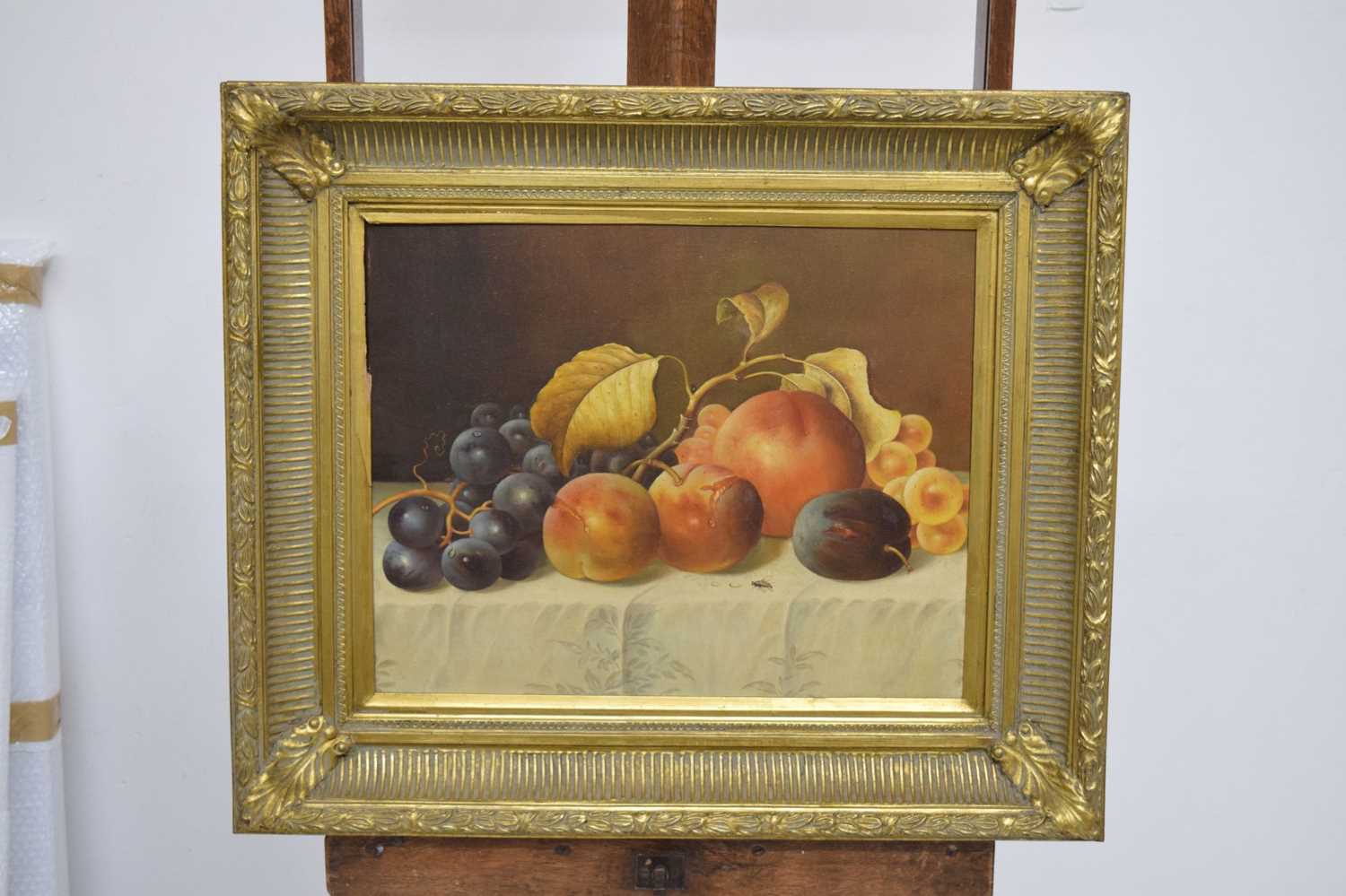 20th century British school - Oil on canvas - Still life with fruit - Image 7 of 8