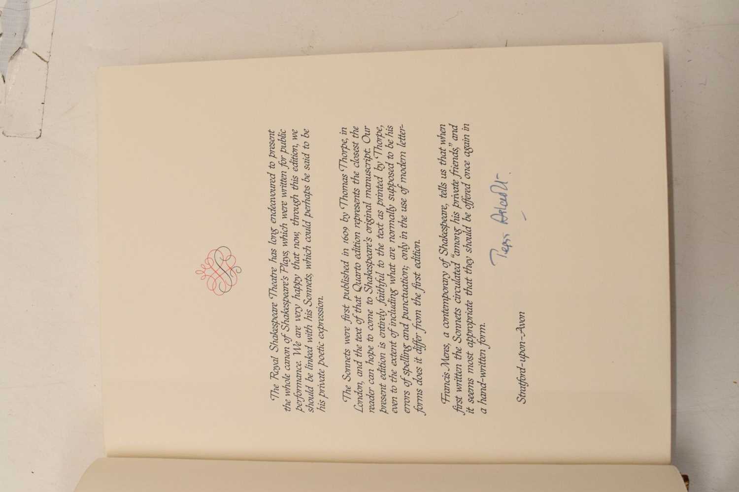 'The Sonnets of William Shakespeare' 1974 - Limited edition signed by Dame Peggy Ashcroft - Image 7 of 9