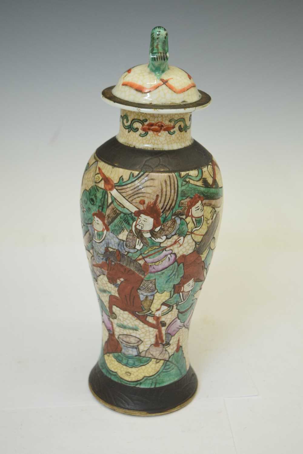 Quantity of Chinese and Japanese ceramics - Image 4 of 17