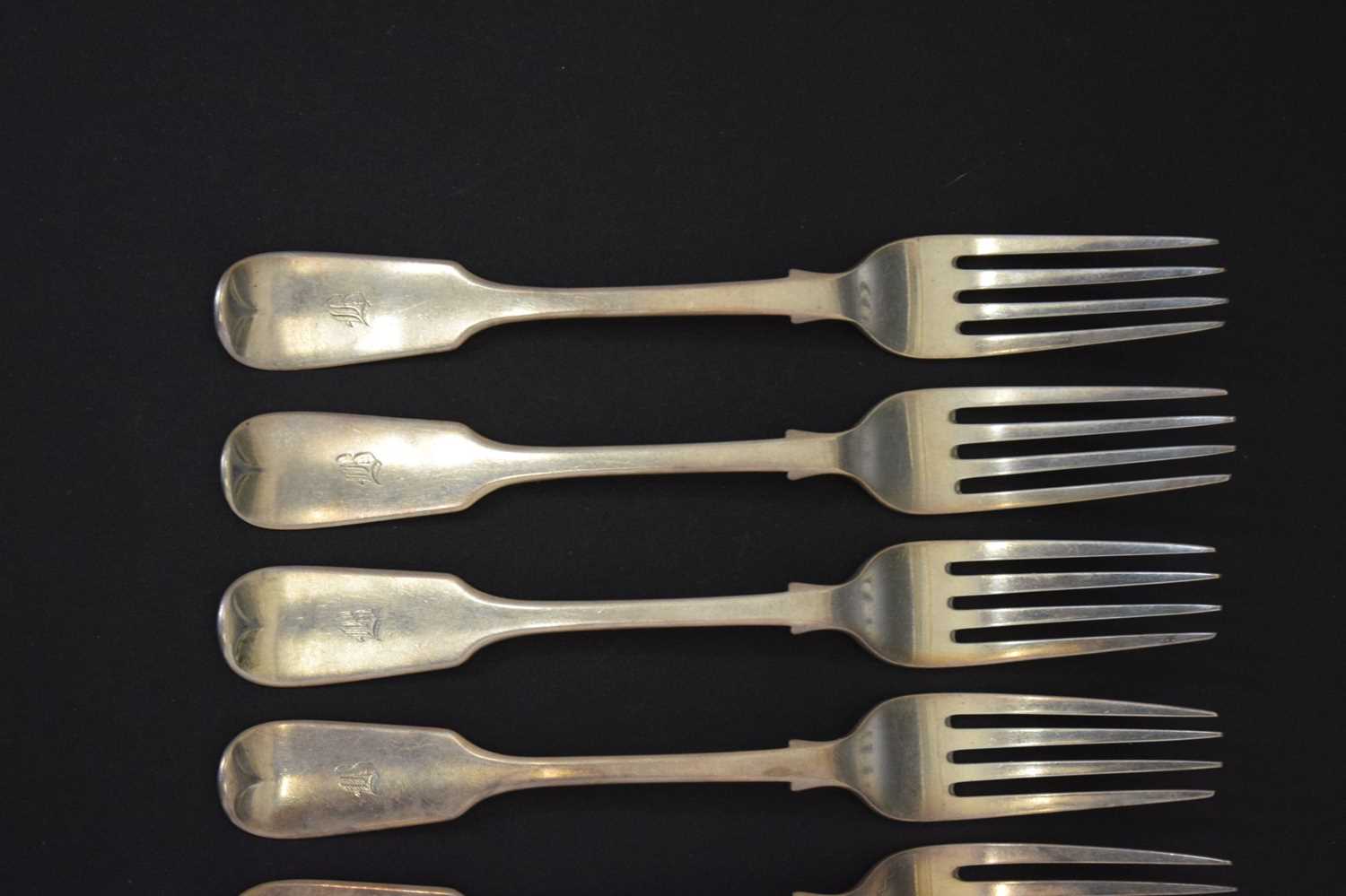 Set of ten Victorian Fiddle pattern silver dessert forks - Image 3 of 9