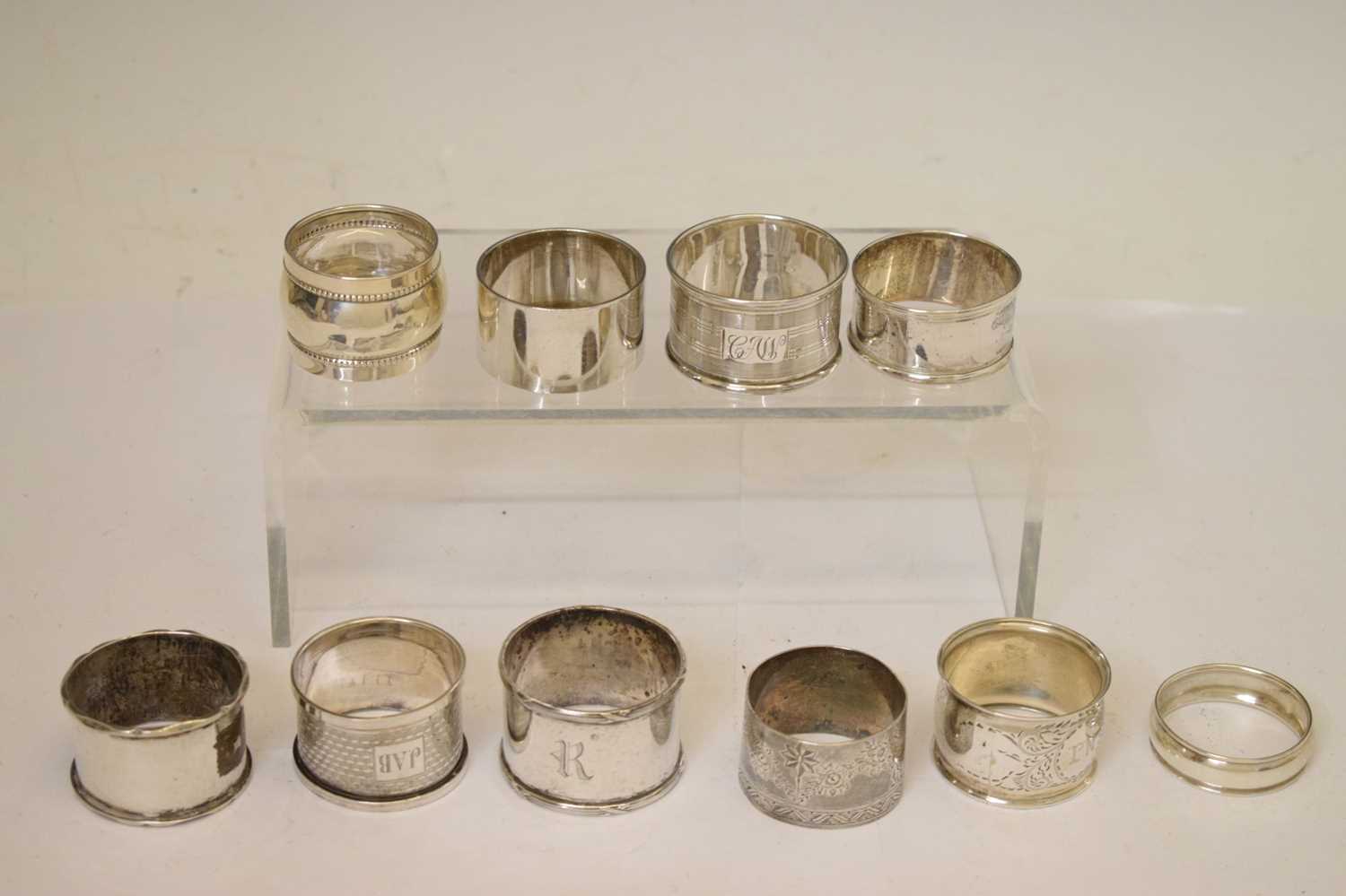 Collection of silver items to include matchbox sleeves, pot lids, dishes, etc - Image 12 of 18