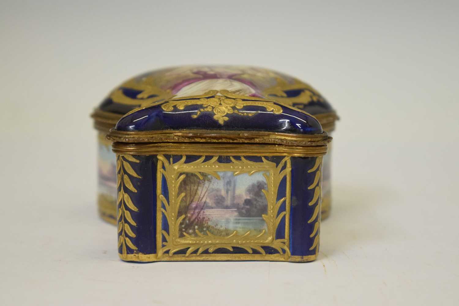 18th century-style porcelain and gilt metal box - Image 2 of 8
