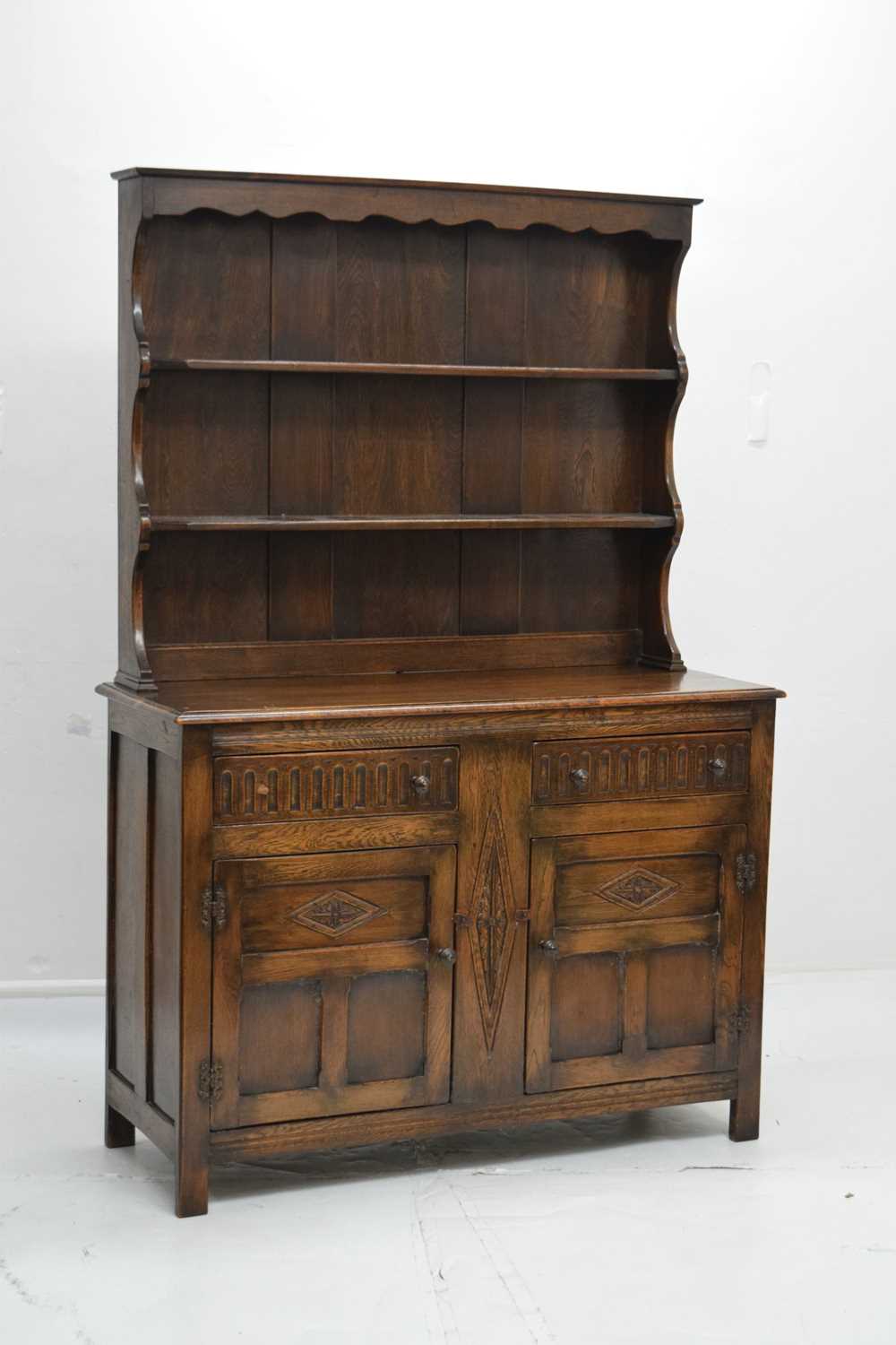 Old reproduction oak dresser - Image 2 of 17