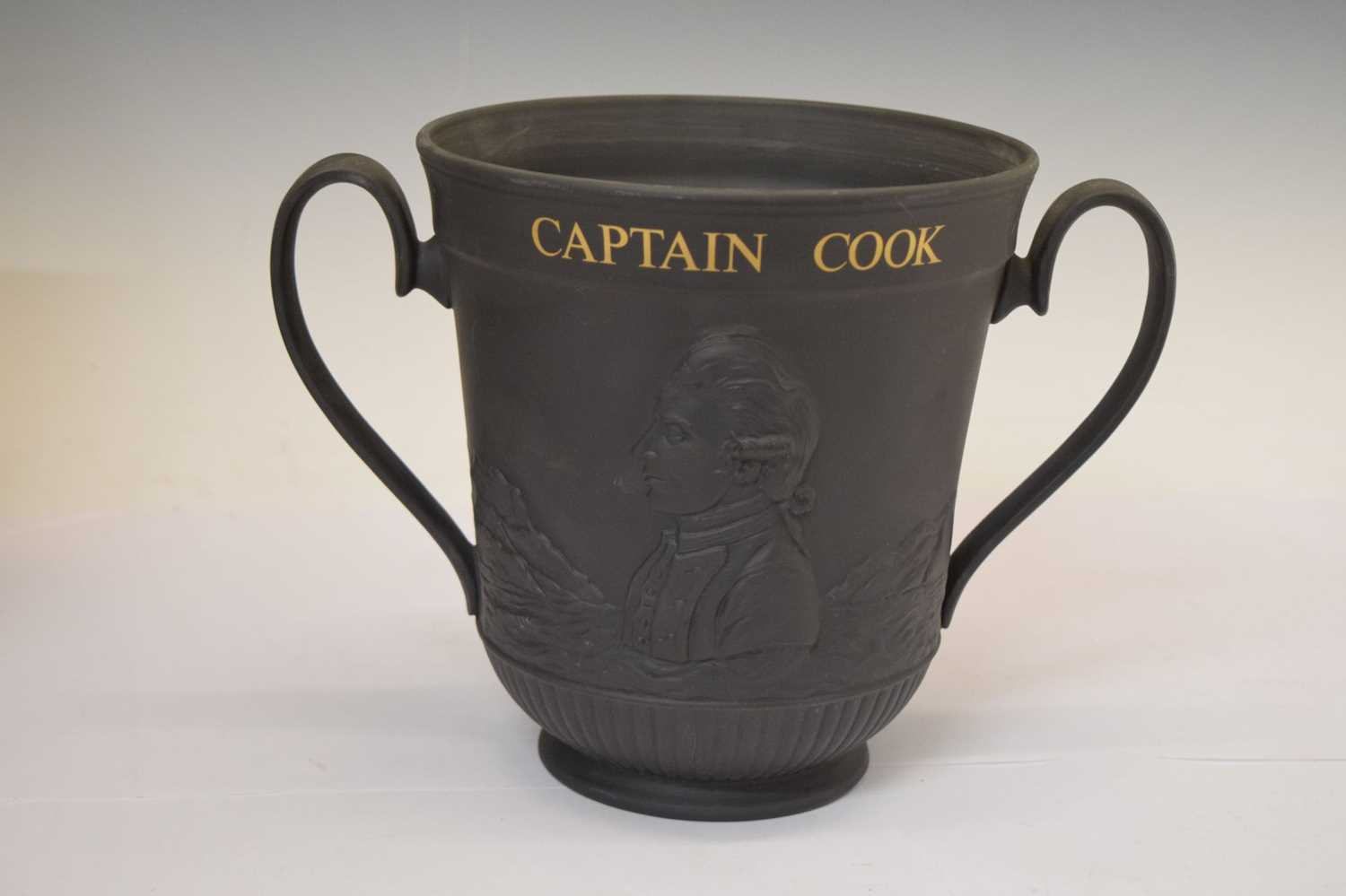 Royal Doulton - Black basalt limited edition Captain Cook Bicentenary loving cup - Image 3 of 6
