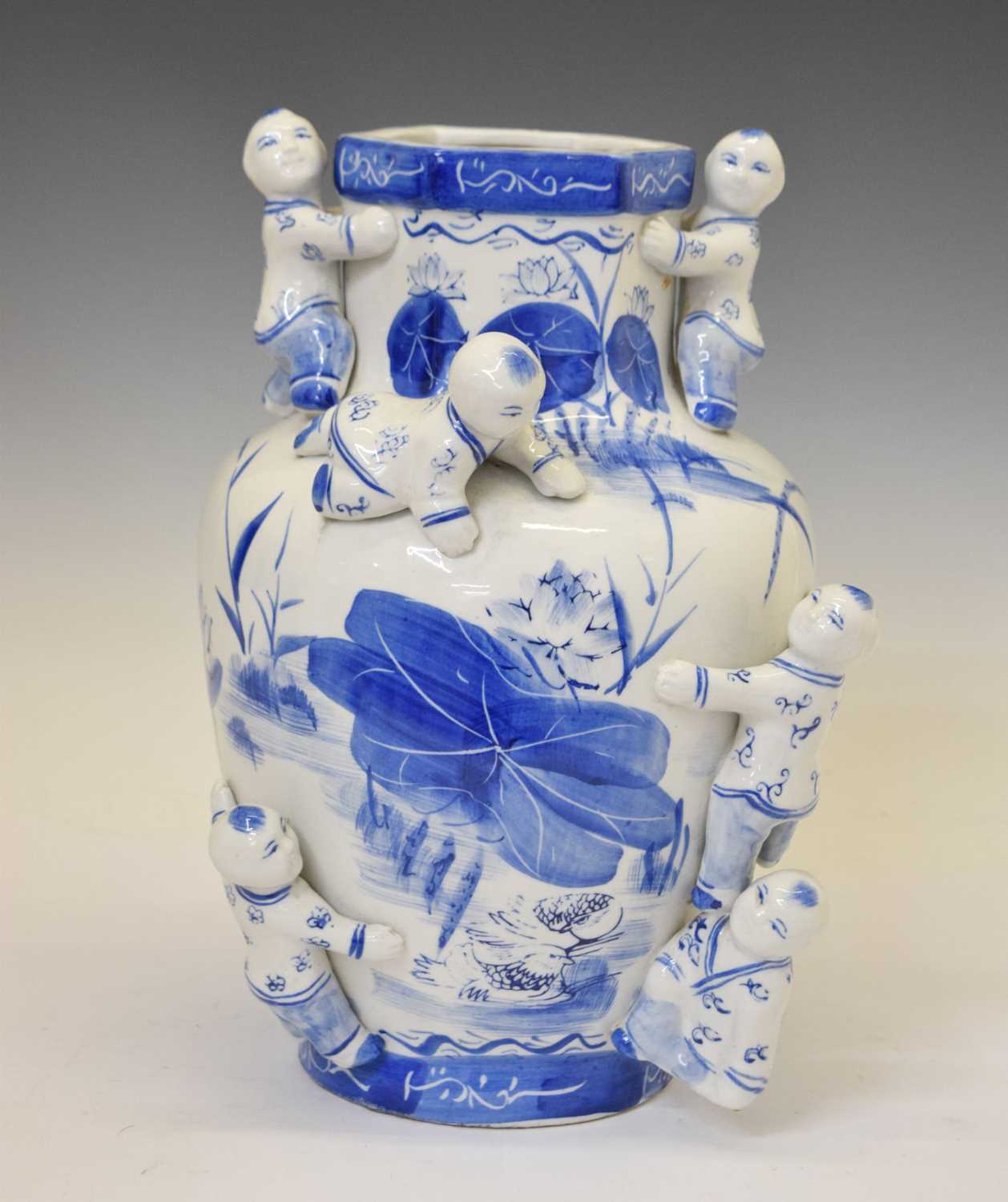 Modern Chinese-style blue and white vase