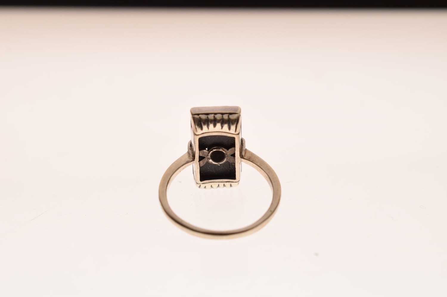 Art Deco onyx and diamond 9ct ring - Image 4 of 6