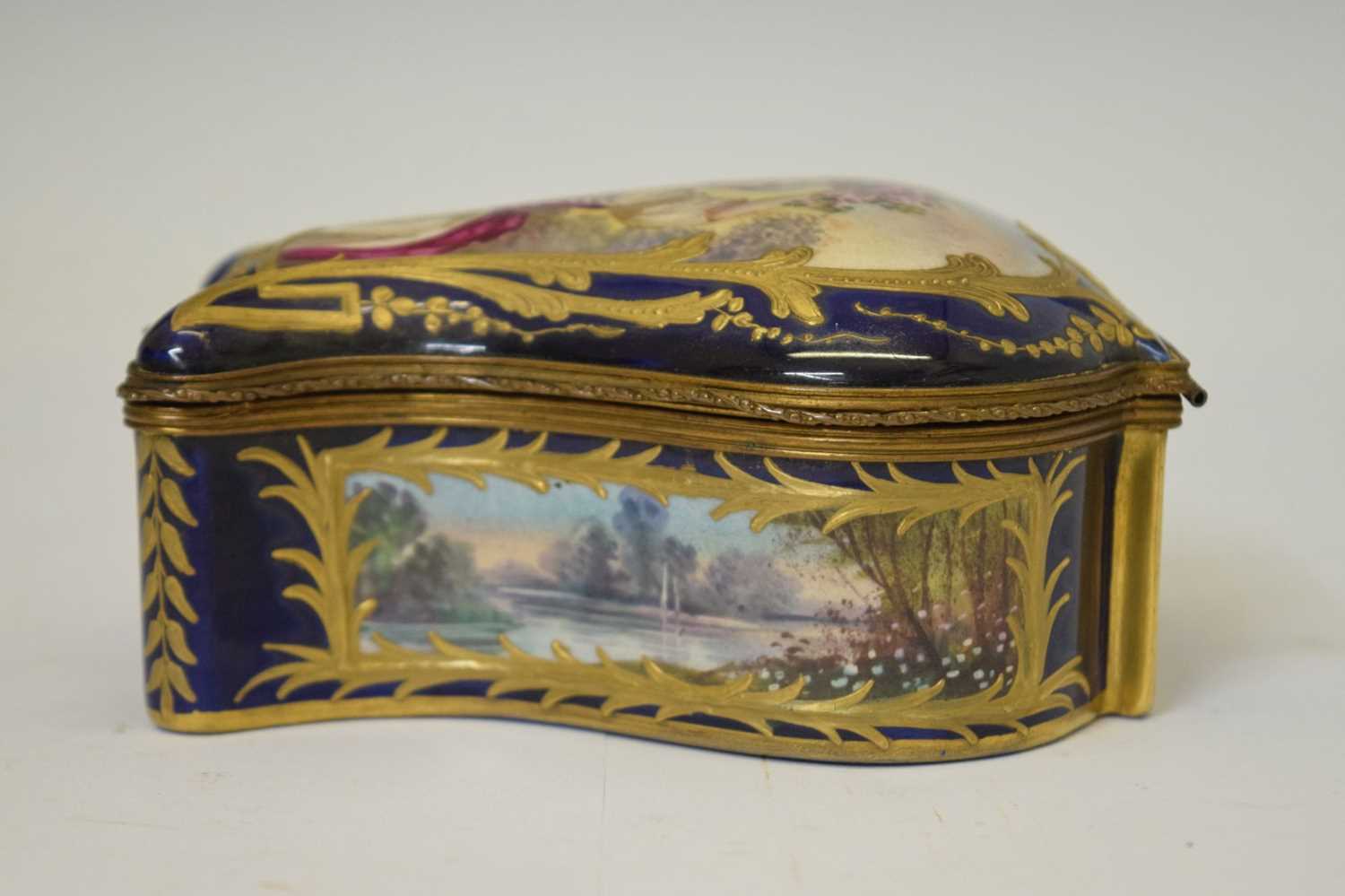 18th century-style porcelain and gilt metal box - Image 5 of 8