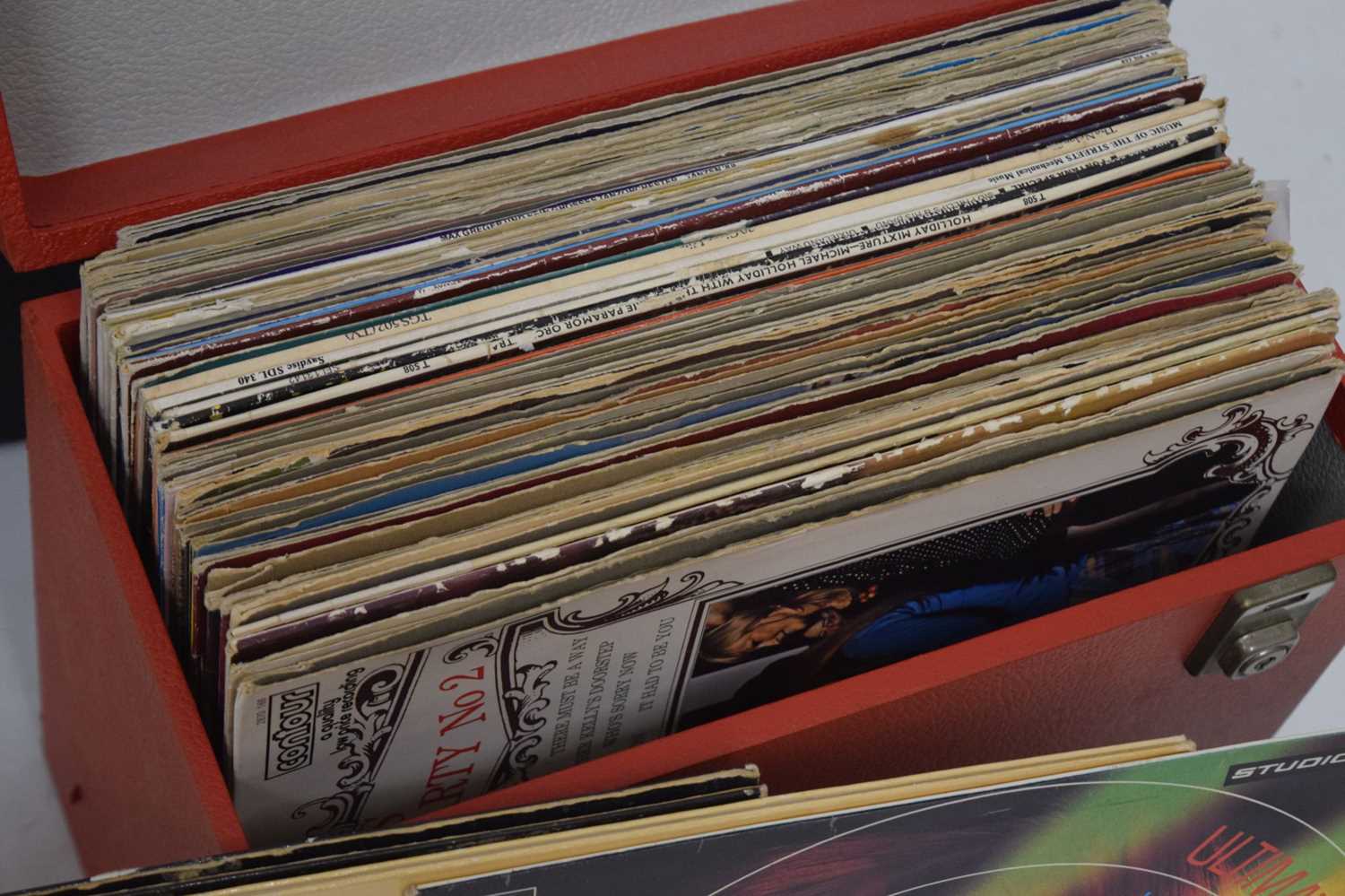 Quantity of records - Image 5 of 18