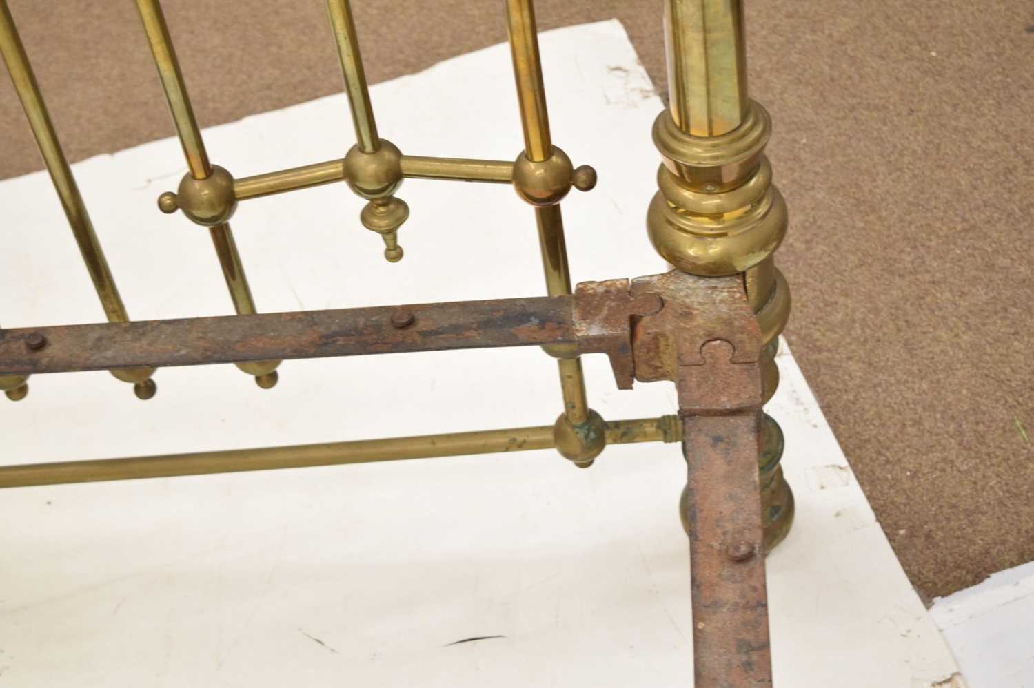 Late Victorian brass King-size bed - Image 15 of 17