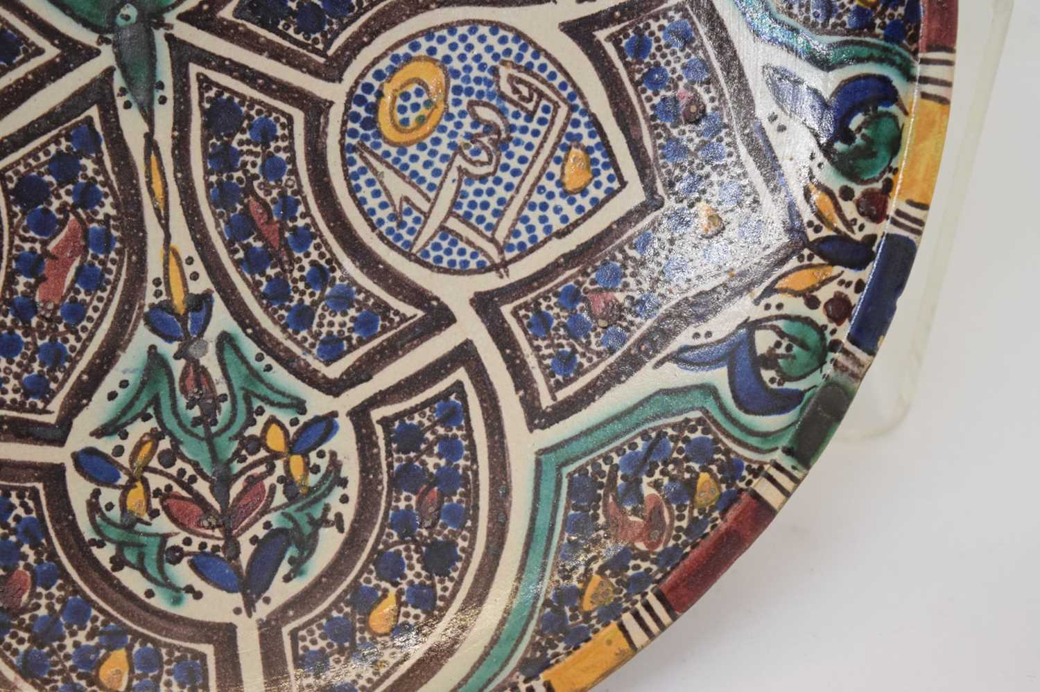North African (Moroccan) earthenware pottery dish - Image 5 of 8