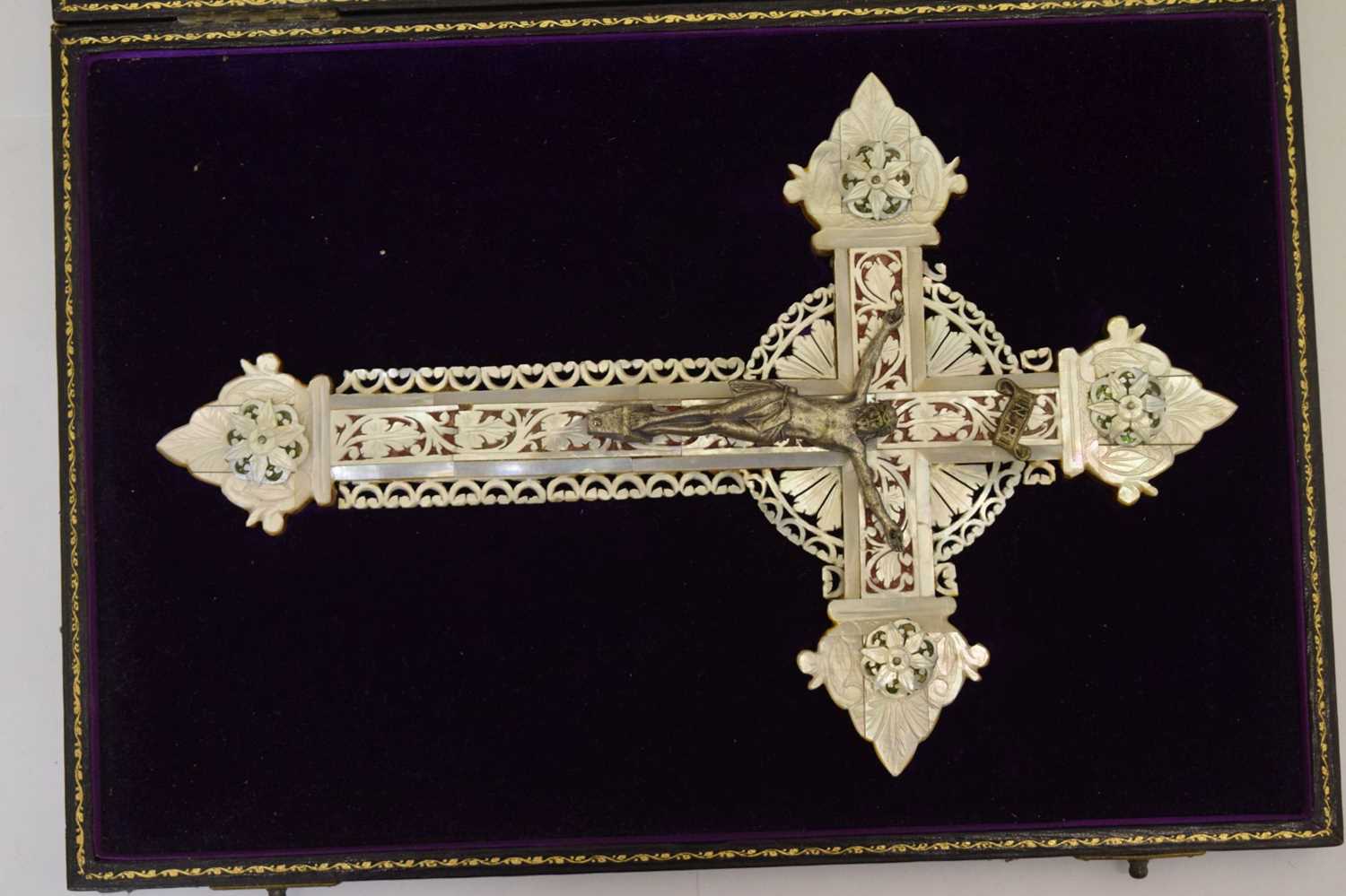 1936 Jerusalem mother-of-pearl and olivewood Corpus Christi, cased - Image 2 of 10