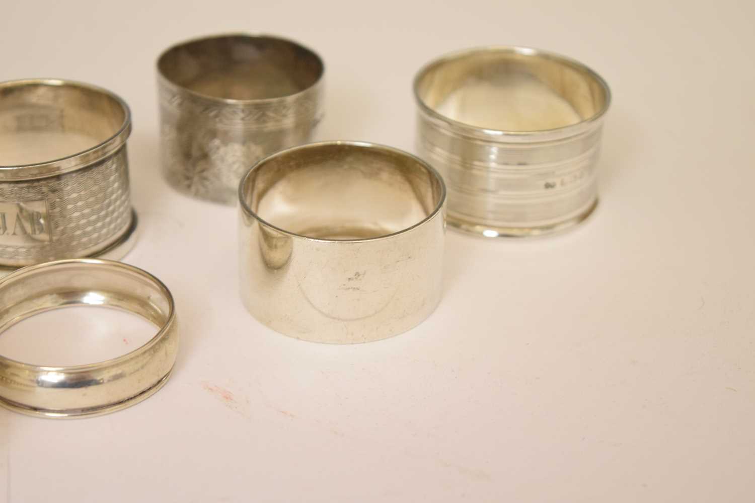 Ten late 19th/early 20th century silver napkin rings - Image 9 of 9