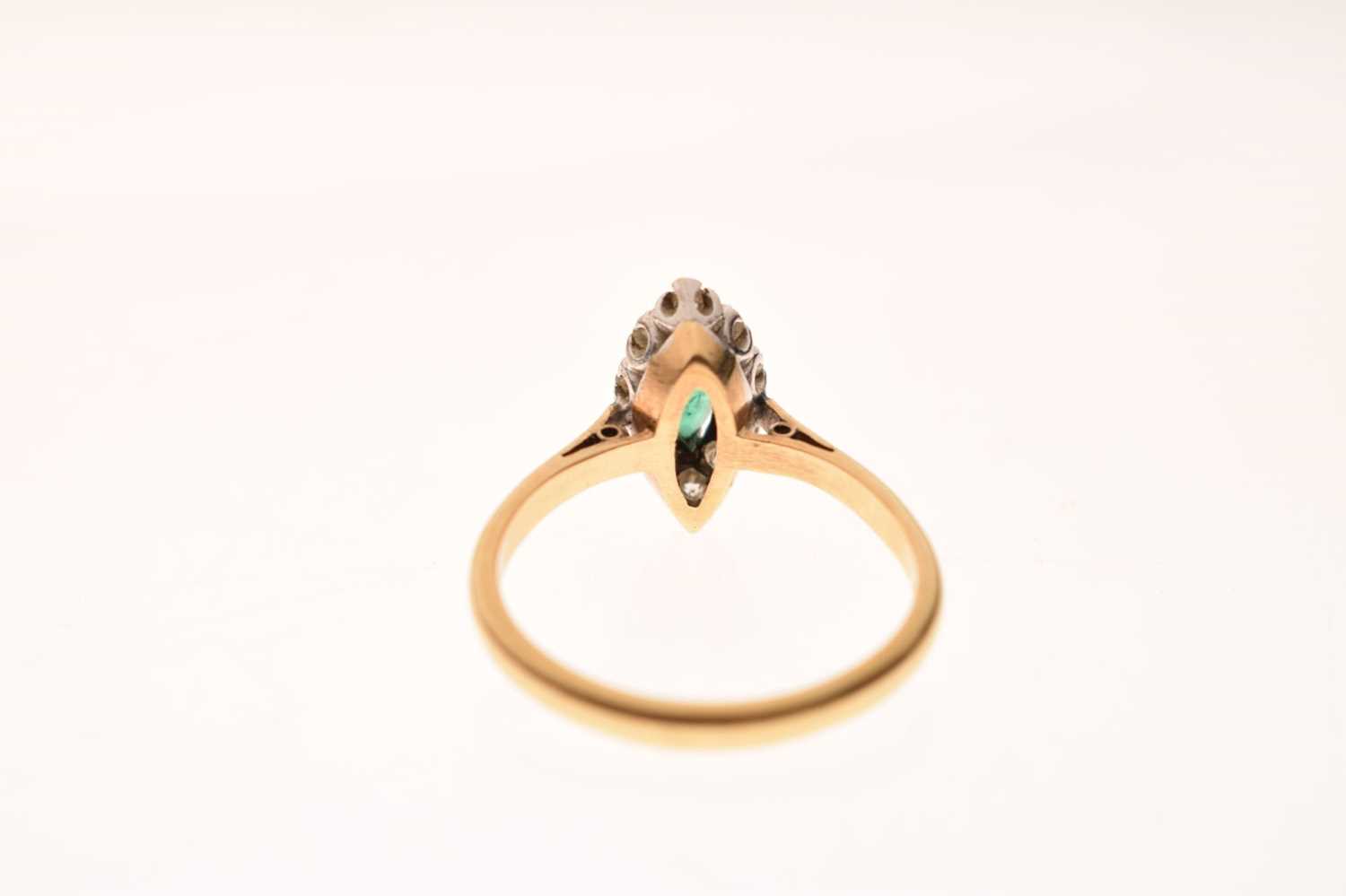 Emerald and diamond 18ct gold cluster ring - Image 3 of 6
